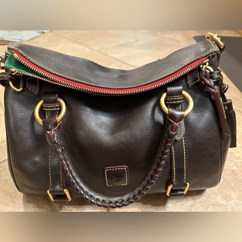 Dooney and Bourke Florentine small Satchel in Brown Tmoro
